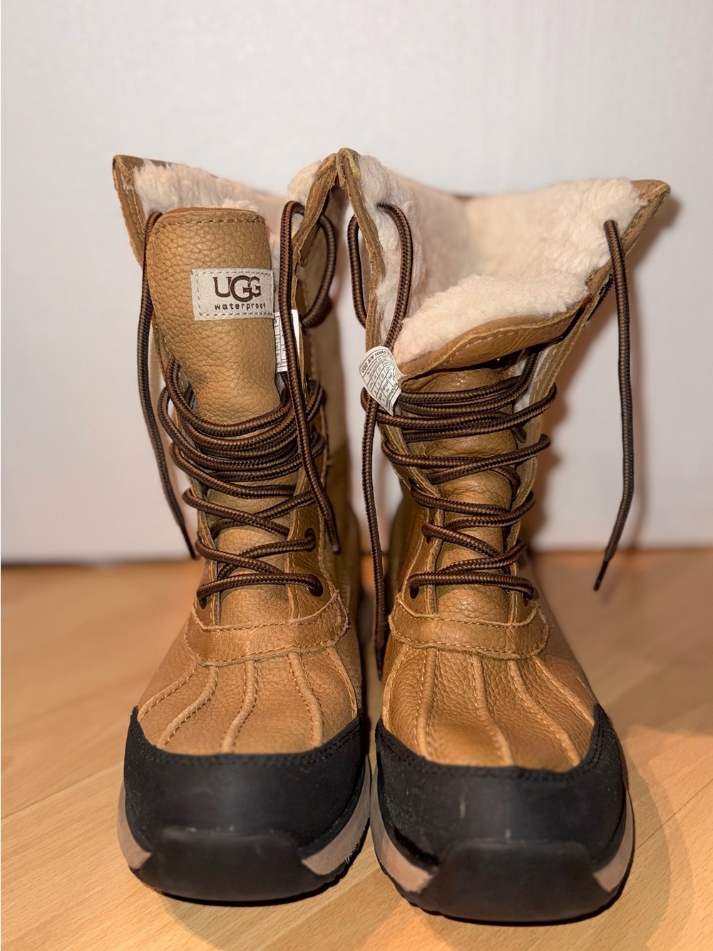 UGG Women’s Adirondack III tan Waterproof Lace-Up Snow Boots
